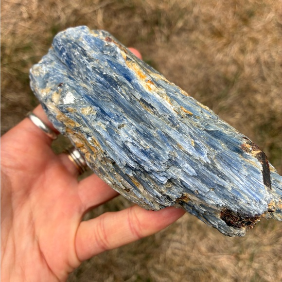Beautiful Raw Blue Kyanite - Picture 11 of 12